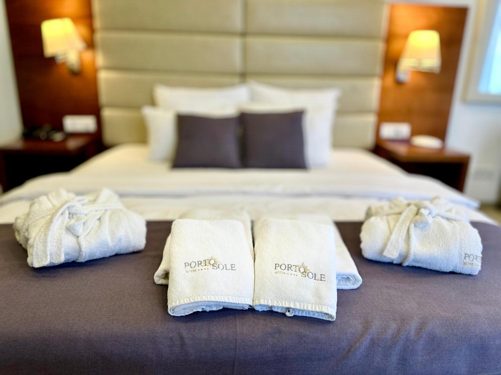 Hotel Porto Sole سوتوموري المظهر الخارجي الصورة