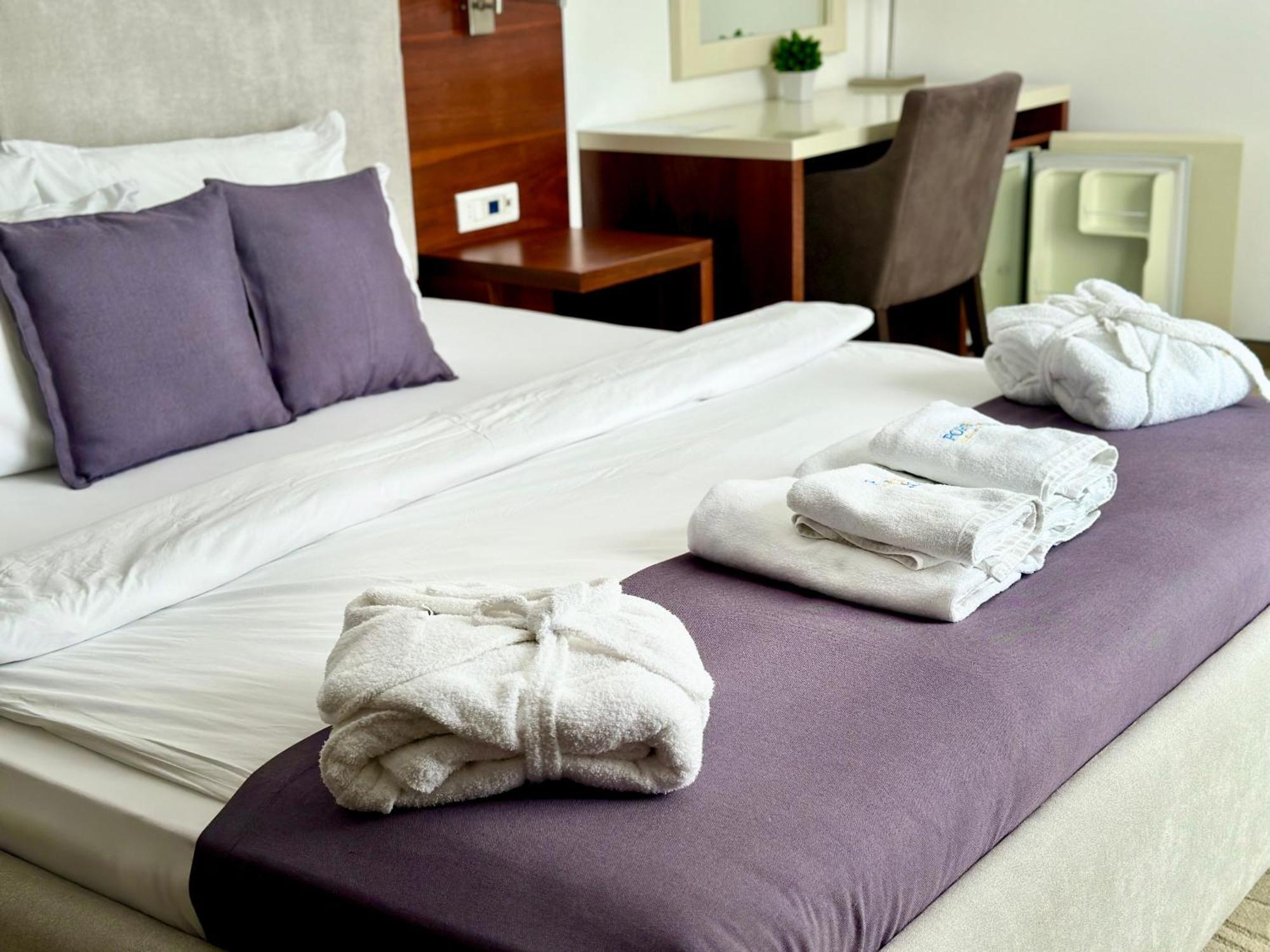 Hotel Porto Sole سوتوموري المظهر الخارجي الصورة