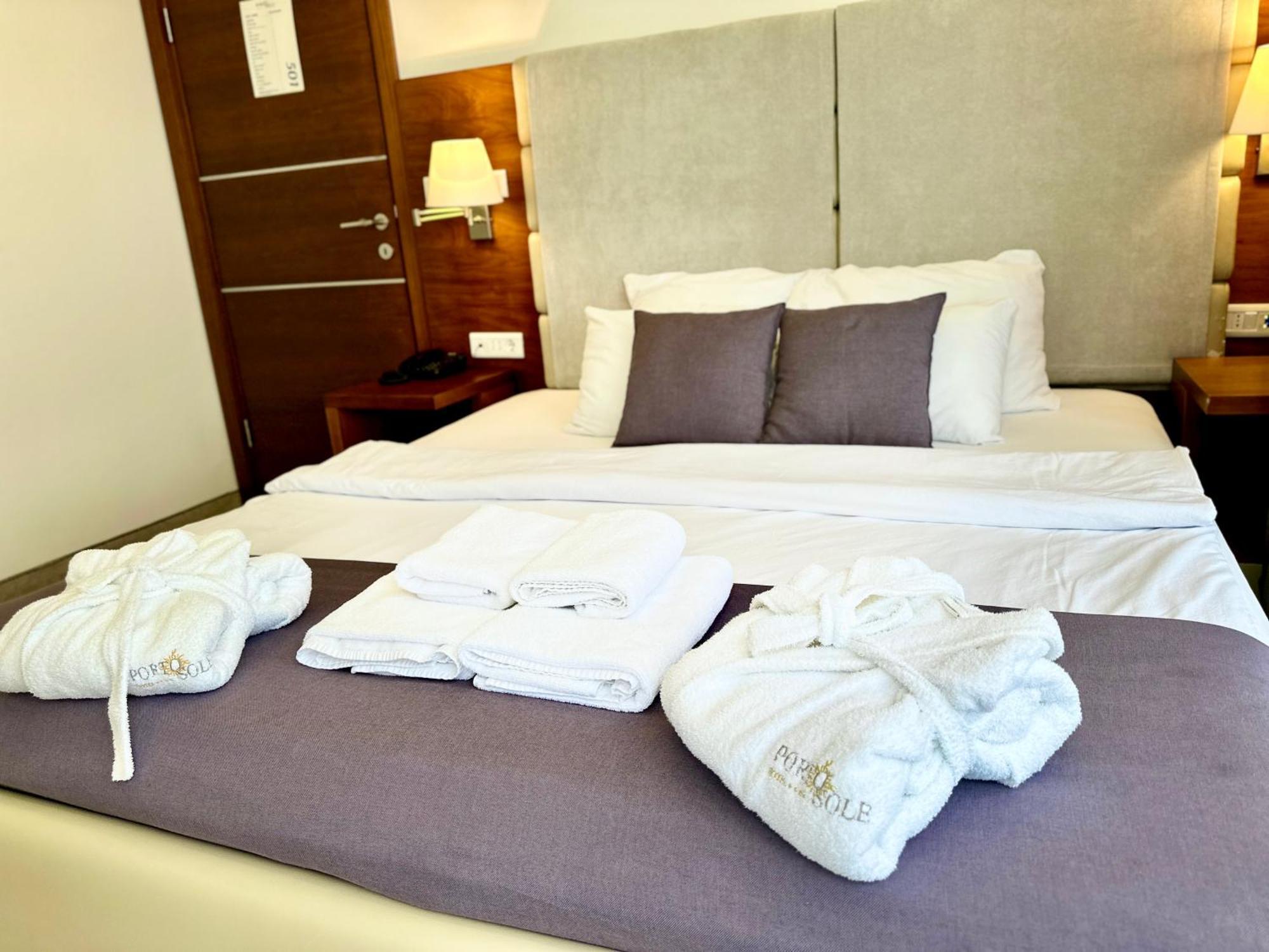 Hotel Porto Sole سوتوموري الغرفة الصورة